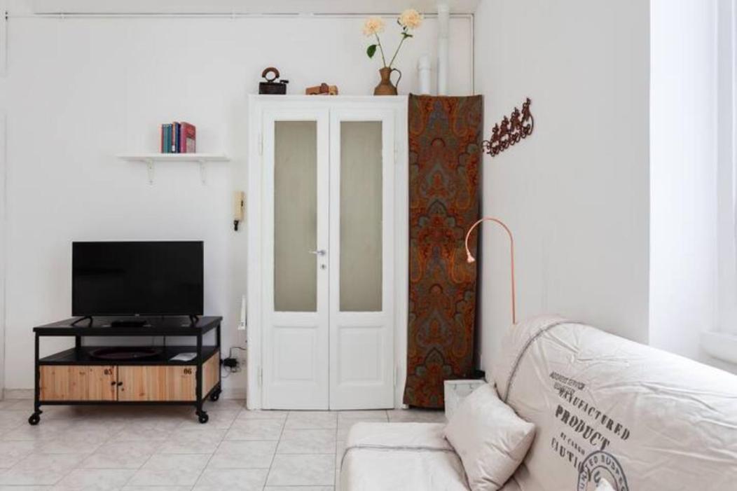 Isola And Zara Comfortable Apartment Milan Exterior photo